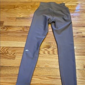 size small airlift alo leggings